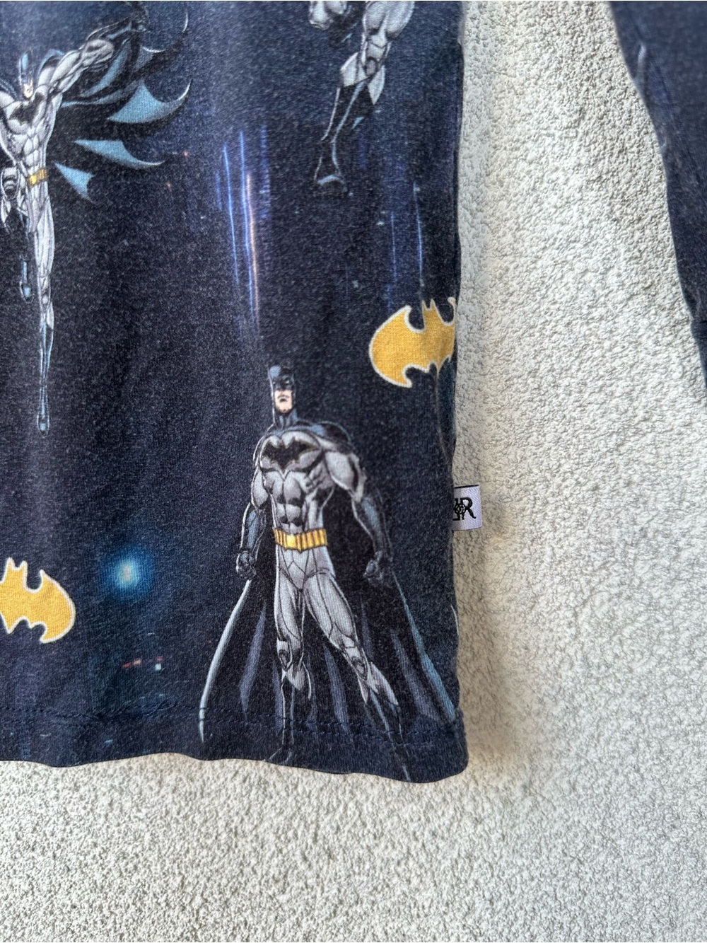 Batman x Bums & Roses Toddler Long Sleeve Shirt 4T - Picture 2 of 4